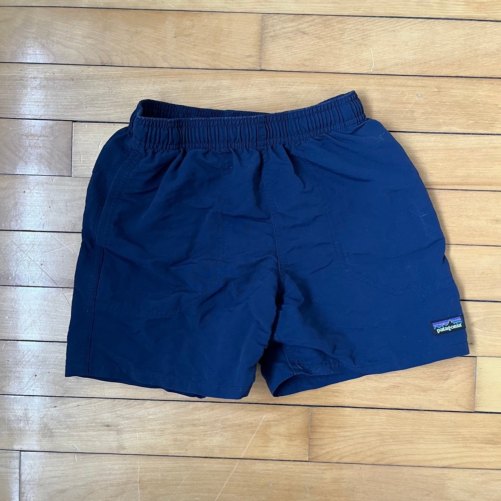 Patagonia Mens Baggies Shorts Navy Blue 5 Inch Inseam Mesh Lined Size Medium
